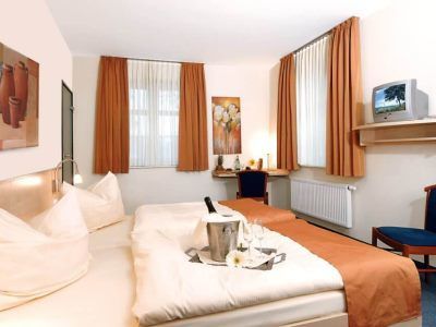 Hotel Xtra Gleis Hoerstel Exterior foto